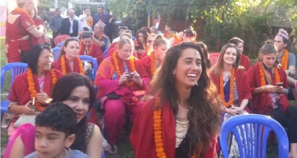 Foreign-Tourist-in-Pokhara