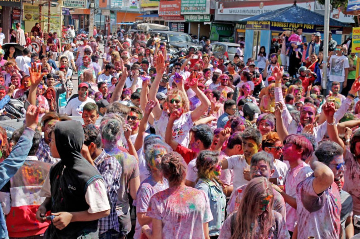Holi-festival-in-Pokhara