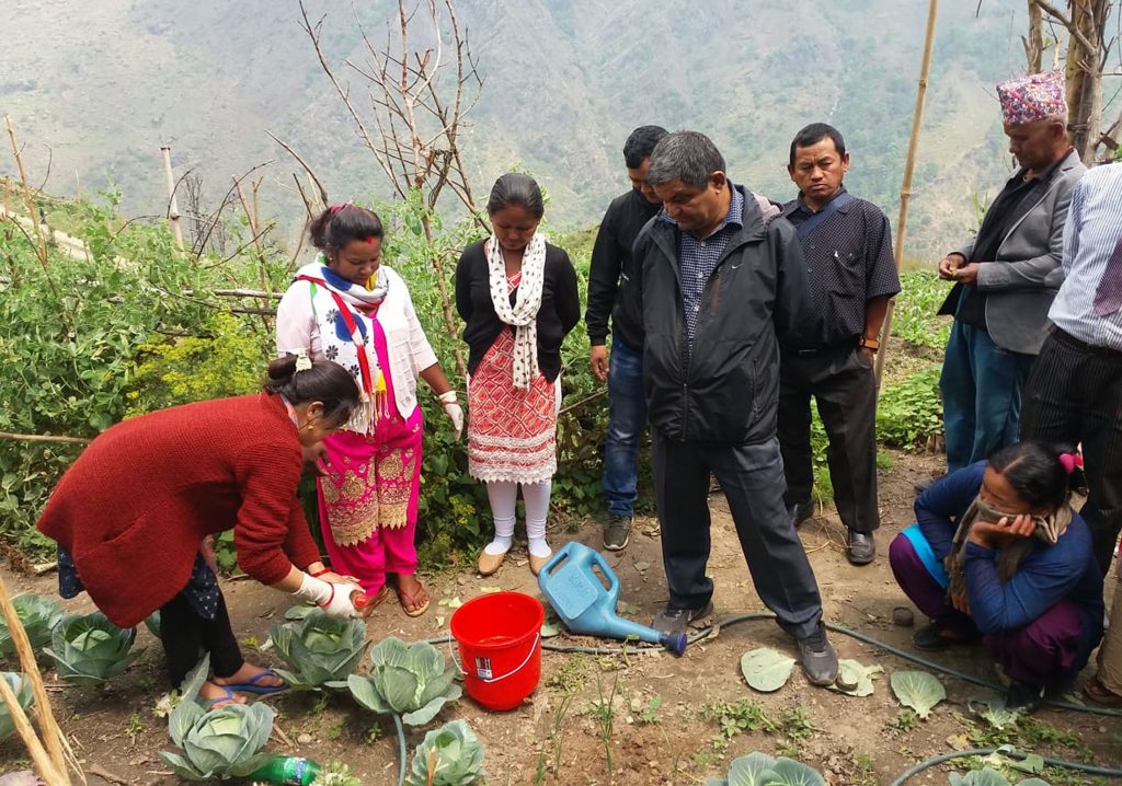 khetipatima manav malmutrako prayaog (2)