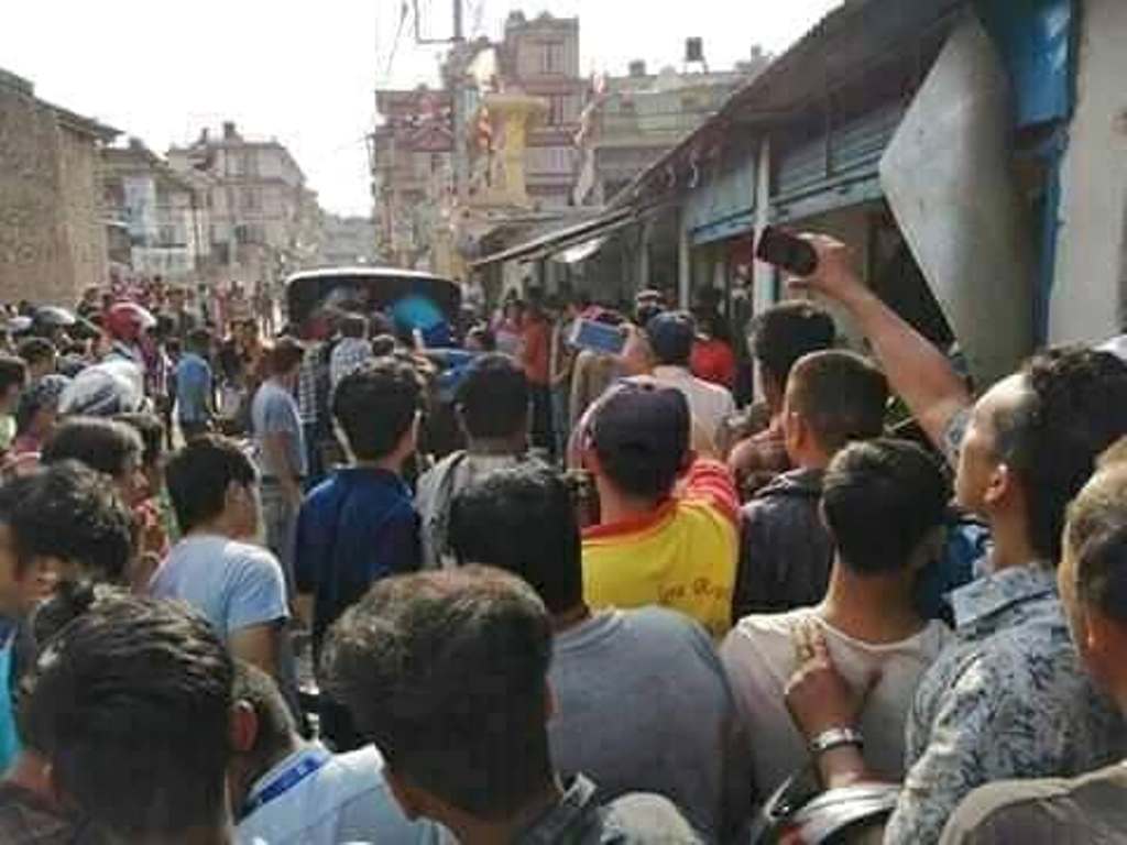 61587960_380293349250026_3253537176687738880_n