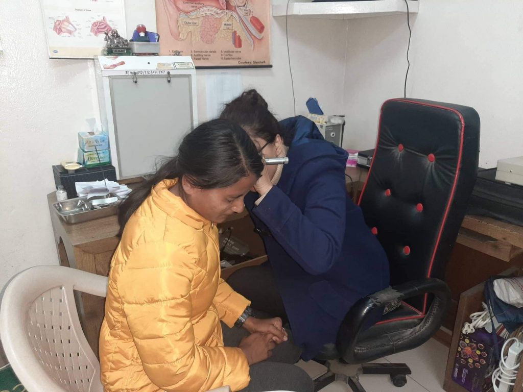 Kan ma hirkauda ghaite Girl