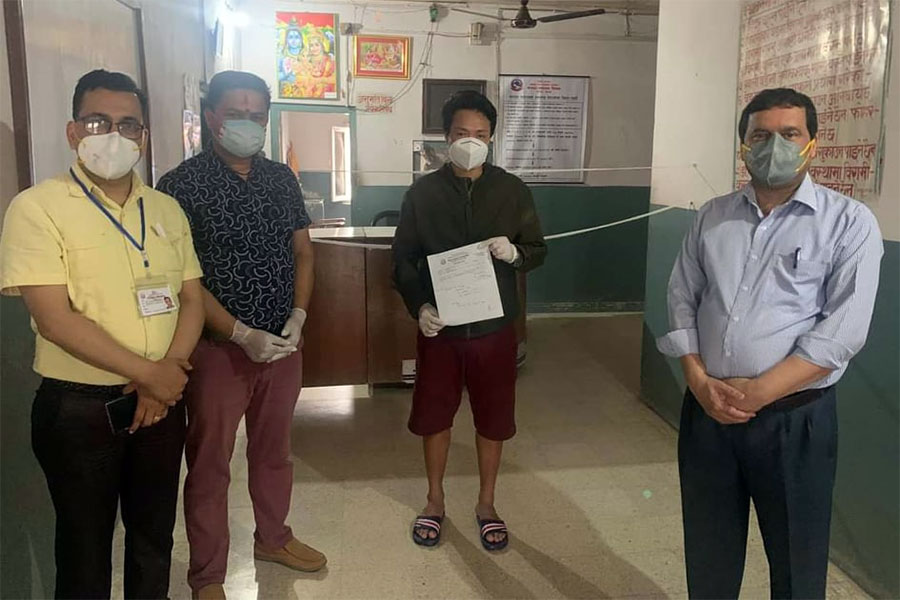 Corona-Ve-man-Chitwan-has-discharge