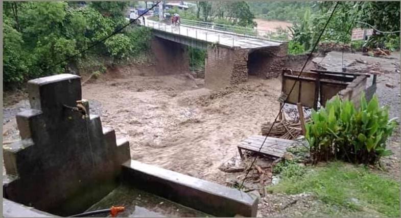 Dhading-mauwa-khola-pull