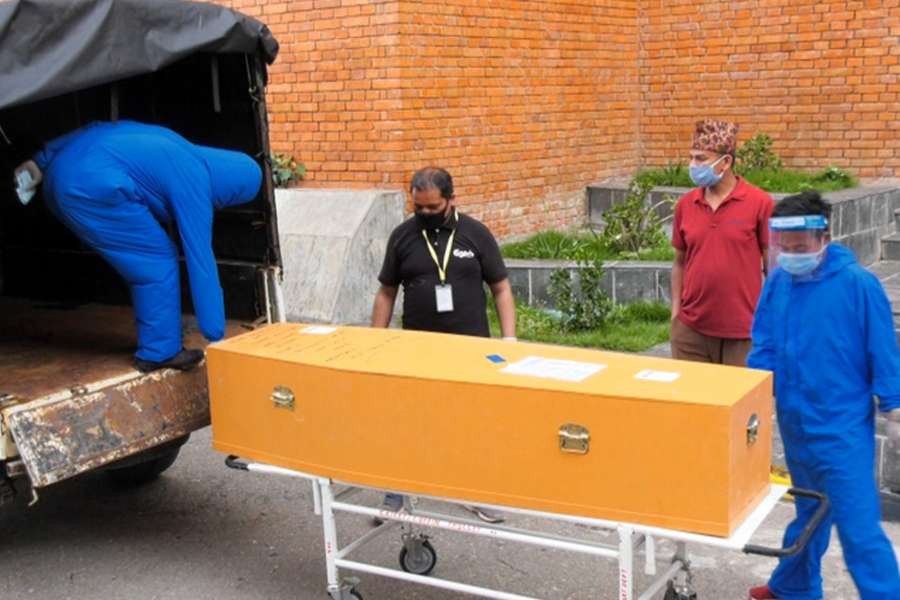 death body dead body