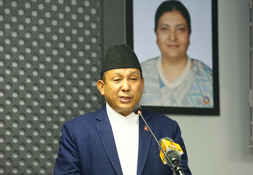 cabinet_Brefing_parbat-gurung