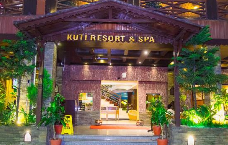 kuti resort