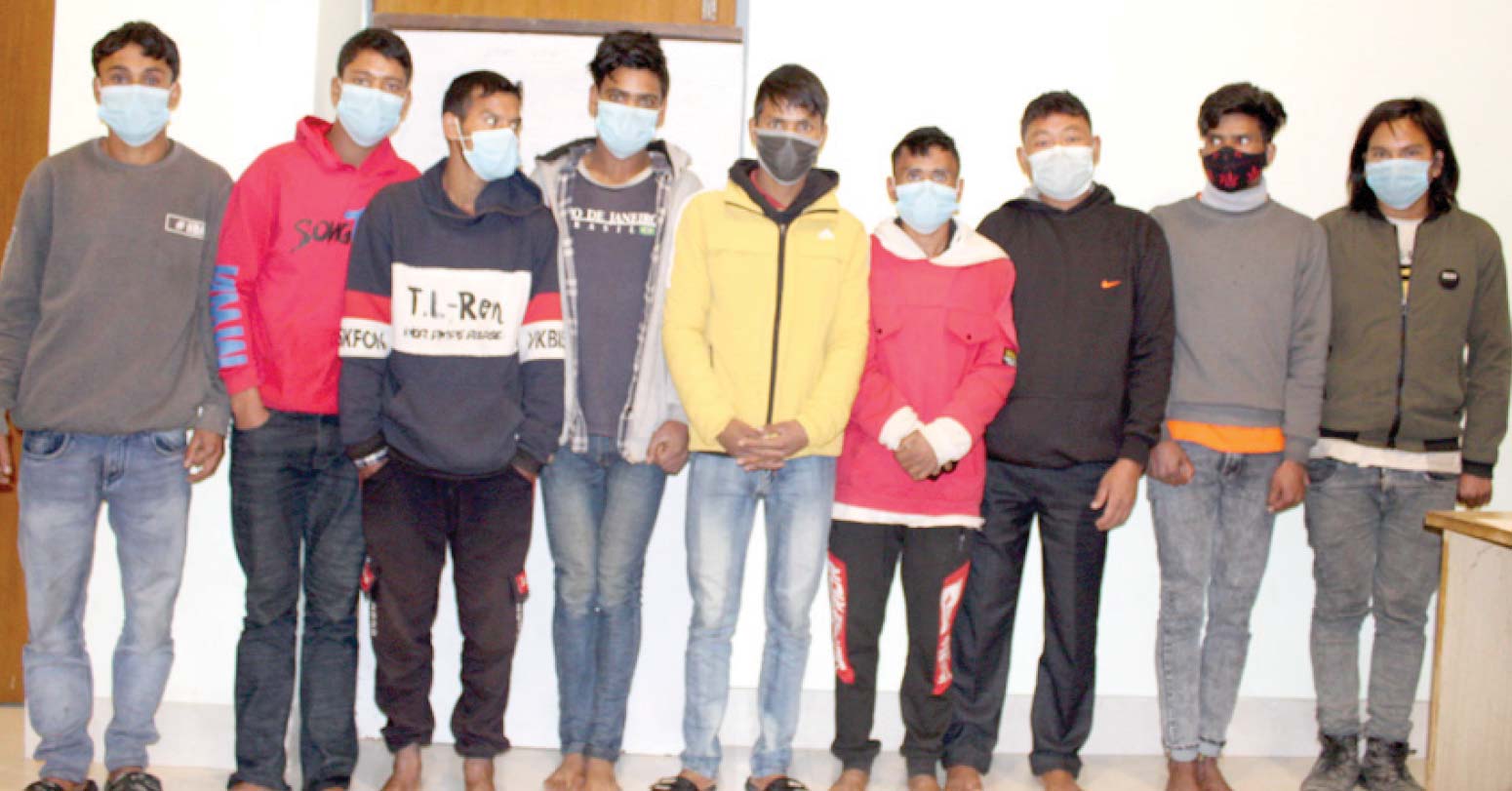 gang rape 34 yr mahila