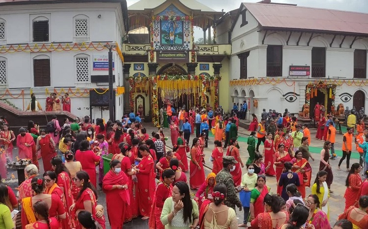 pashupati_temple_in_Teej