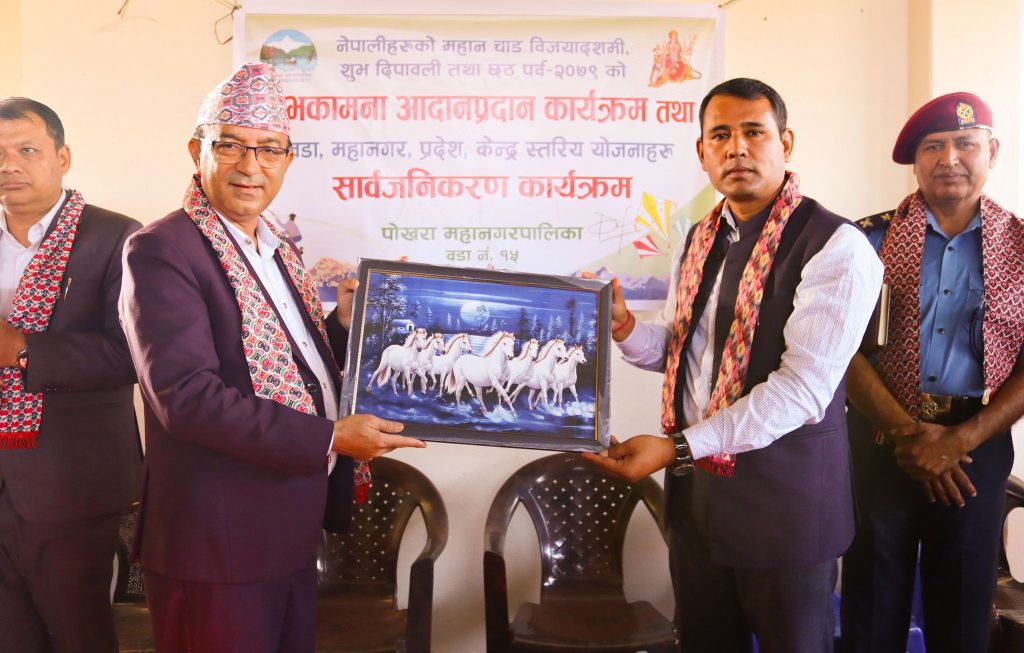 Dhanraj-toran-b-baniya