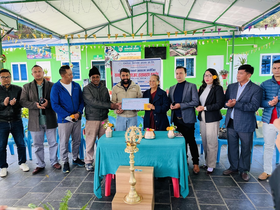 Everest fm Annivarsary