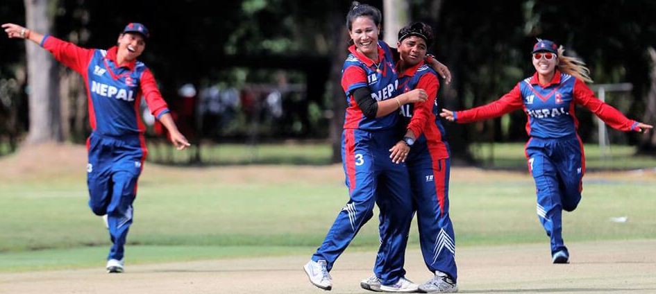 women_cricket_hKG33IvemL