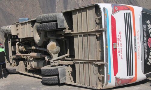 mustang-bus-accident1