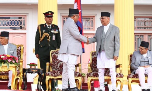 kp-oli-prachanda-handshake