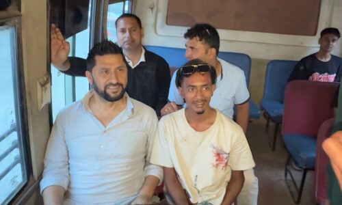 rabi-lamichhane-public-bus