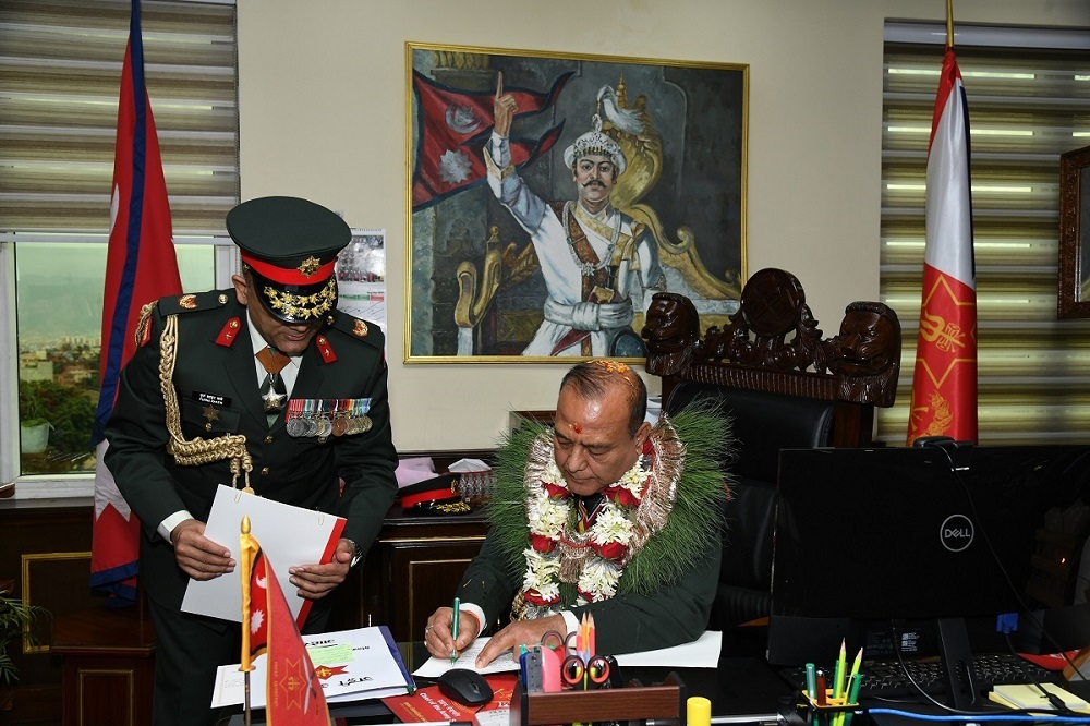 ARMY-Chief-