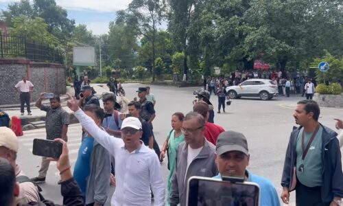 rabi supporter birodhi