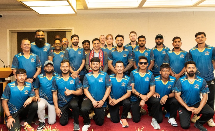 pradeep-paudel-meets-pkr-players