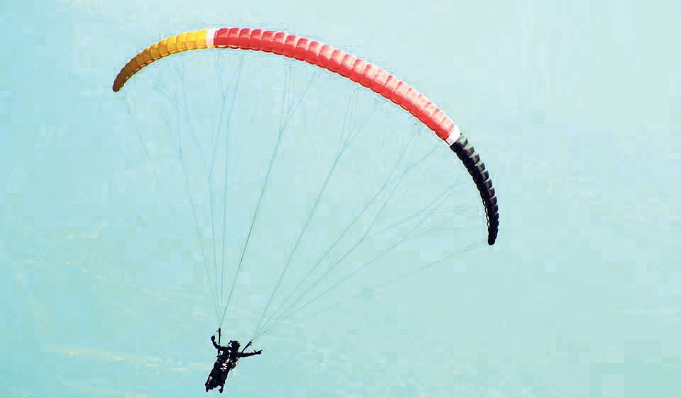 Paragliding-photo