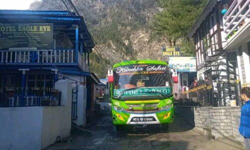 Bus-in-Manang
