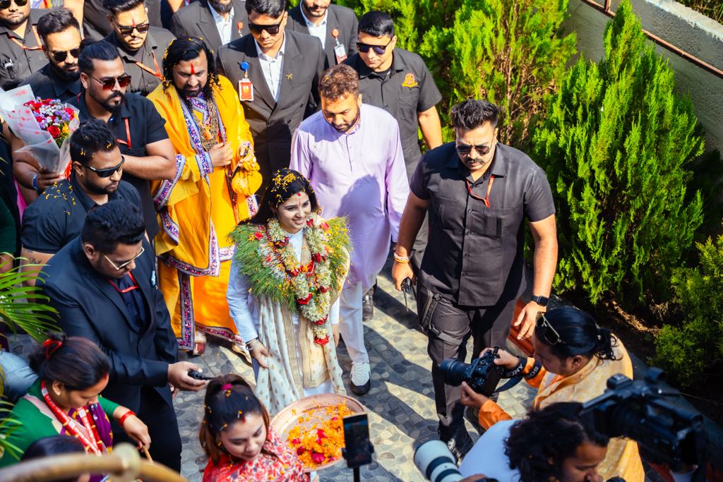 devi-prativaaaaaa-(1)_gXazQ9svF4