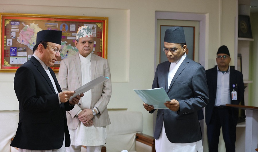 Bishow_Poudel_Sapath