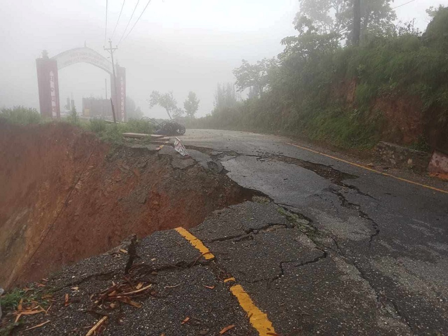 Dhungagade–Khabdi-sadak-pahiro