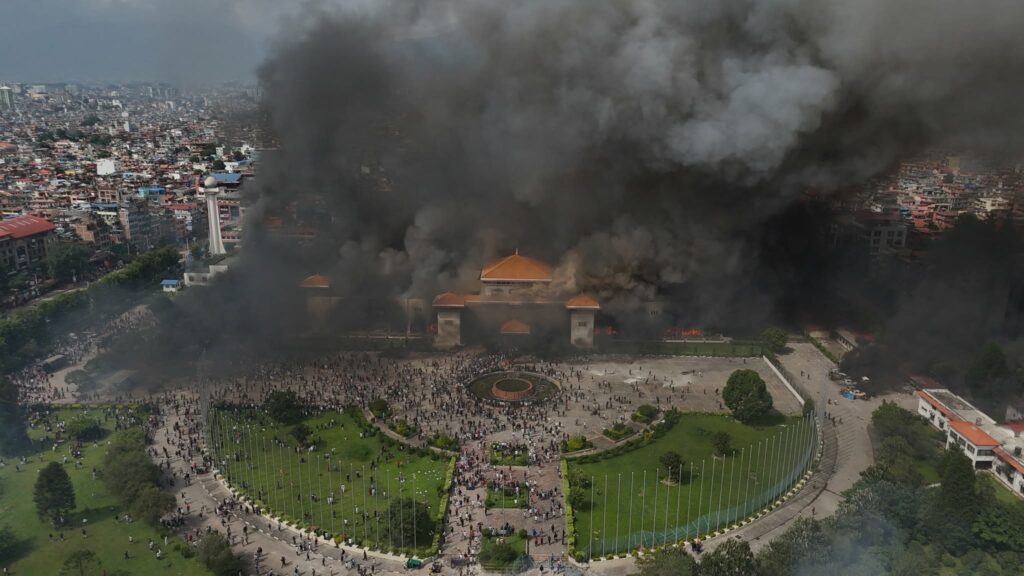 Samsad-Bhawan-aaglagi