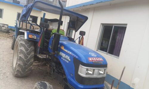 Tractor-niyantran-gahakholaa