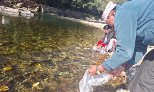 maachhaka-bhura-chhodiyo-bheerkot
