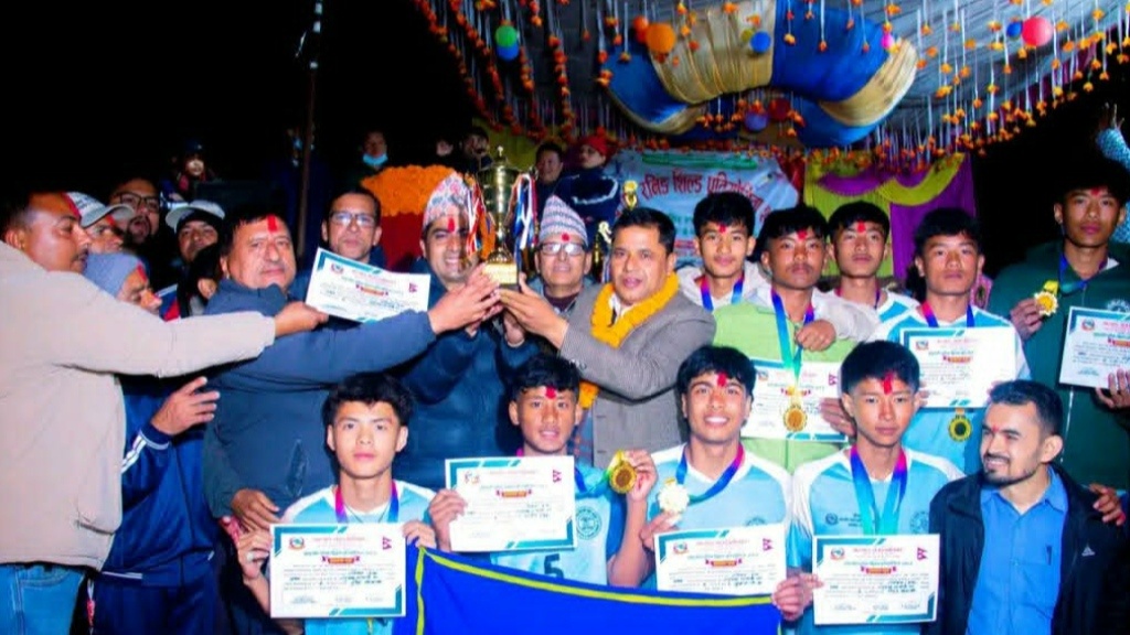 Galyang-rastrapati-cup-upadhi-bhanubhakta-aacharya-mabilai