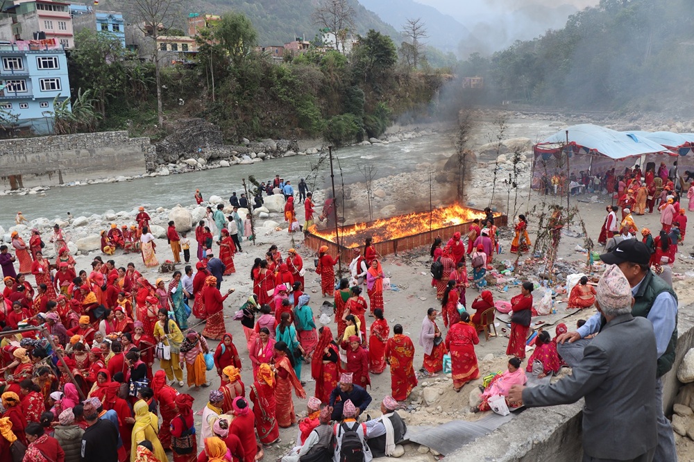 2-Karod-50-lakh-batti-balako