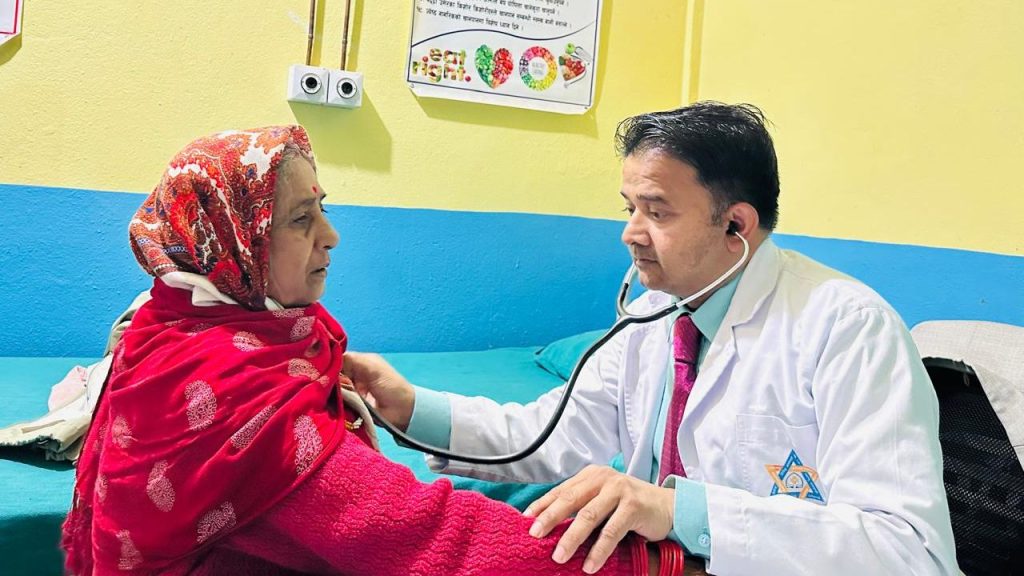 Free health camp in Bhirkot, nearly 500 people received services